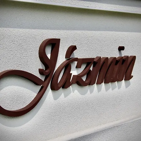Jazmin Guest house